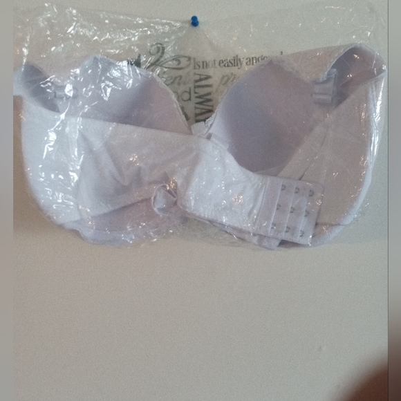 Emily Johnson style 8215 46DDD - Picture 2 of 8